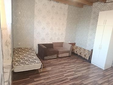 Kirayə verilir: Studiyo tipli, mebelli otaq - Geniş tək zal: iki tək