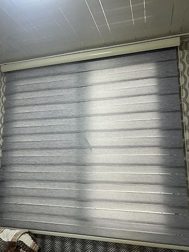 Zebra jalüz pərdəsi - Tip: İkiqat zebra (svetofilterləli) rulon pərdə