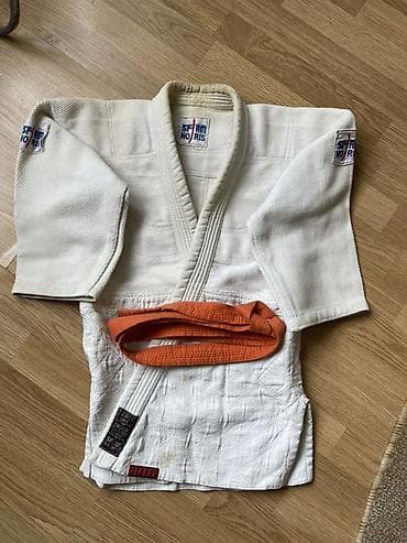 Комплекты одежды: Judo kimonomu və kəmər dəsti - Brend: SFJAM NORIS (etiketlər — 2