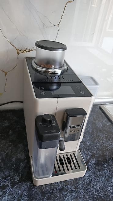 Qəhvə maşını Delonghi, Avtomat, Süd qabı ilə, İşlənmiş — 1