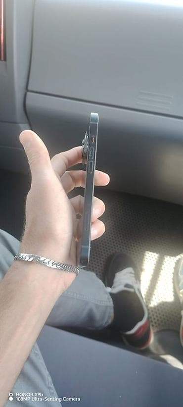 philips xenium 9@9h: IPhone 13, Qara, Face ID — 2