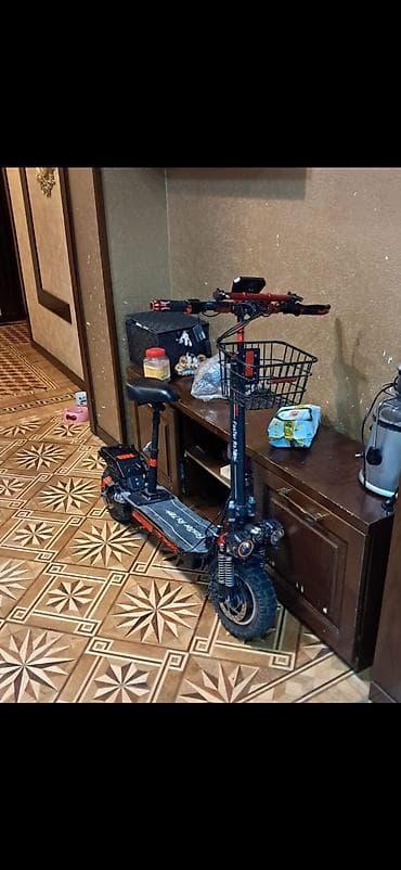 Barter var Skuterin heç bir problemi yoxdur ela vezyetdedir isdiyen at lalafo.az Barter var Skuterin heç bir problemi yoxdur ela vezyetdedir isdiyen