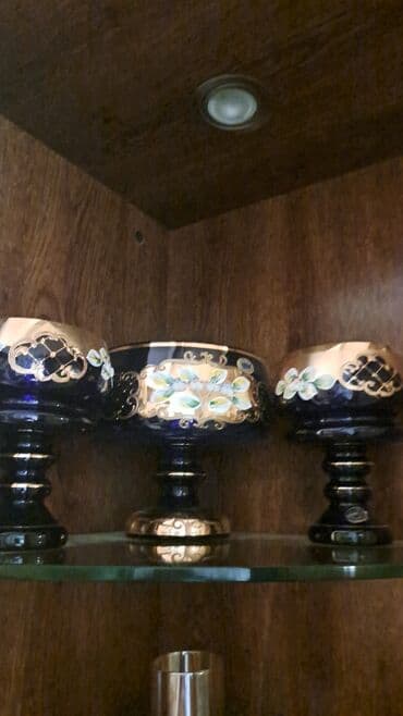 kurkler ve qiymetleri: Konfet qabı cütü40m,meyvə qabı cütü 50m, qapaqlı 60m — 4