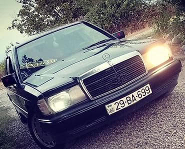 usax masini: Mercedes-Benz 190: 2 l | 1990 il Sedan — 7