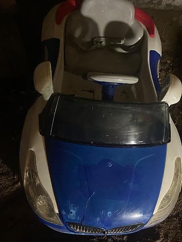 elekt: Uşaq elektrikli maşın - Rəng: mavi–ağ (qırmızı arxa detallarla) - — 1