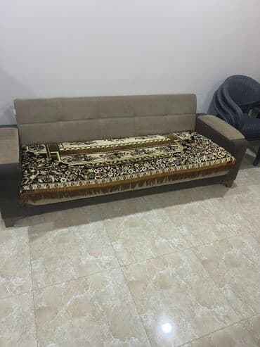 Di̇van-kravat, İşlənmiş, Açılan