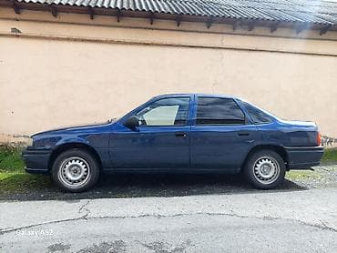 bmw m3 qazan: Opel Vectra A sedan - Kuzov: 4 qapılı sedan, tünd mavi rəng - — 4
