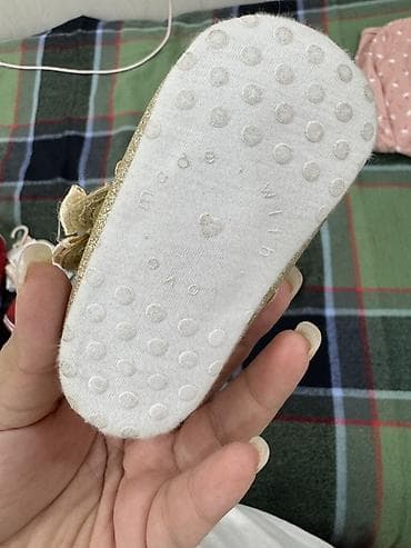 a class makasin: Rəng - Qızılı Baletkalar, Mothercare, Ölçü: 16, Qız üçün — 4