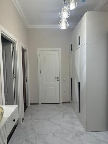 sahil qəsəbəsində təcili ev: 3 otaqlı, 90 kv. m — 1