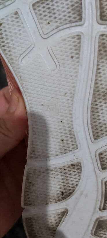 женские кеды сникерсы: Размер: 37, цвет - Черный, Б/у — 9