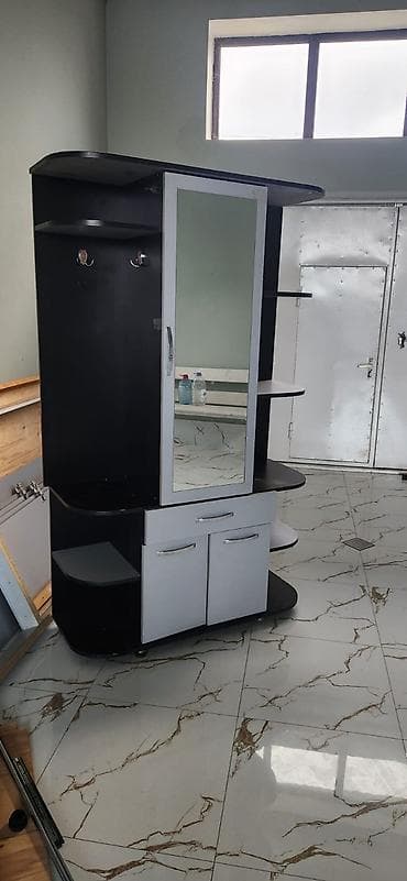 skaf suseli: Dəhliz üçün çoxfunksiyalı paltar asqısı və dolab komplekti - Rəng — 1