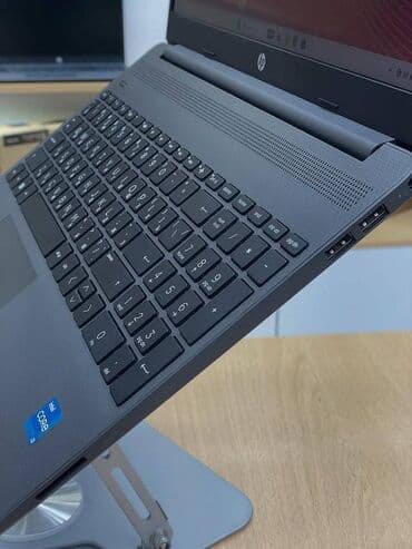 ucuz nodbuk: HP noutbuk – 15.6" ekranlı, tam ölçülü klaviatura və ədəd bloklu — 3