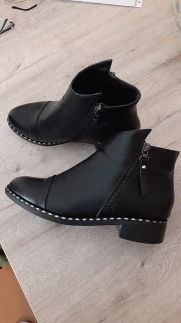 38 razmer seliqeli !14manat ! Qara rəngli qadın bottilionları -