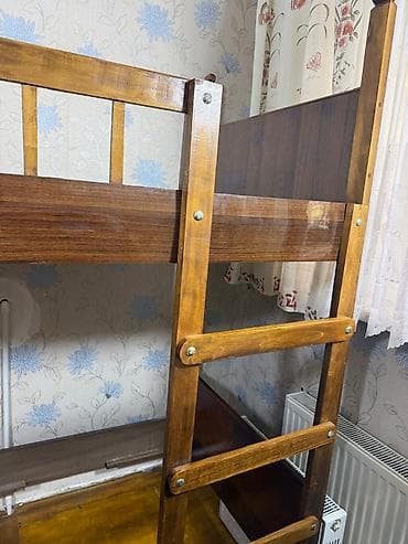Oğlan və qız üçün, İşlənmiş, Çarpayı, Matrassız, Siyirməsiz, Taxta
