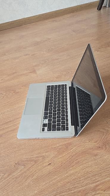 mac air: Apple MacBook Pro (13") – unibody alüminium korpus, qara klaviatura və — 3