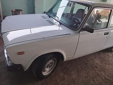 vaz 2110 satisi: VAZ 2107 sedan – klassik arxaötürücülü model. - Kuzov: ağ rəng, xrom — 2