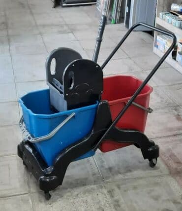 Süngərlər və fırçalar: Şvabra, mop — 1