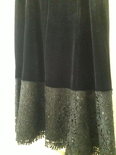qadin paltar: Qara məxməri ətək – alt hissəsi qara krujeva (ažur) bəzəkli - Parça — 3