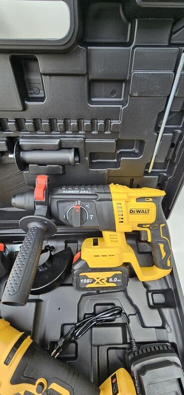 duvar saati: Laqunda Direl Perforator 3lü dəst 2 batareyalı Diqqət Çatdırılma — 2