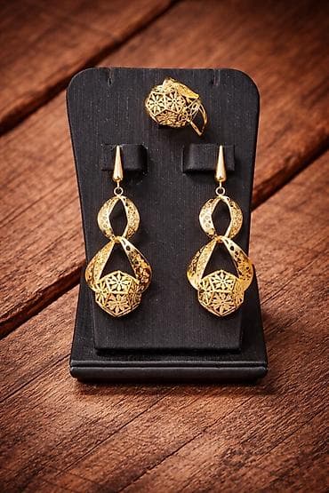 dini uzukler: Dəstə daxildir: Üzük, Cartier, Sarı qızıl, 585 Əyar, 10 g — 3