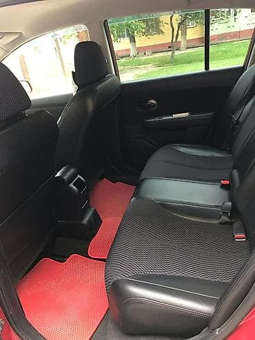 kalina masin: Nissan Tiida: 1.5 l | 2011 il Hetçbek — 4