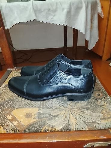 TECİLİ SATILIR Kişi klassik ayaqqabısı MƏHSUL HƏLƏ DƏ SATILMAYİB