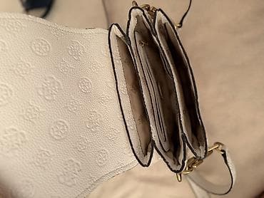 Çantalar: Guess canta original. Yaxsi veziyyetdedi
Az islenib — 4