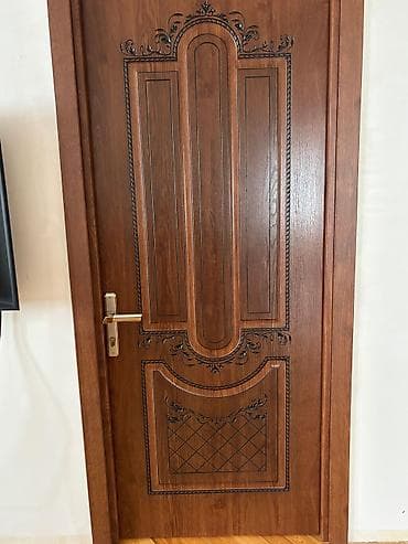 nar 1 saat: Yataq otağı üçün İşlənmiş Otaq qapısı Plintus ilə, Ünvandan götürmə — 2