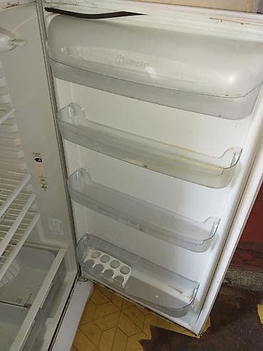 İşlənmiş 2 qapılı Indesit Soyuducu Satılır, rəng - Ağ — 1