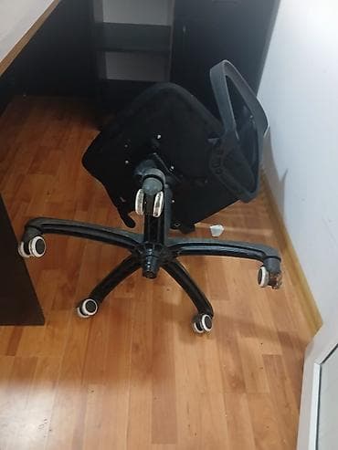 oturaca: Erqonomik ofis kreslosu - Material: nəfəsalan mesh arxa hissə və — 6