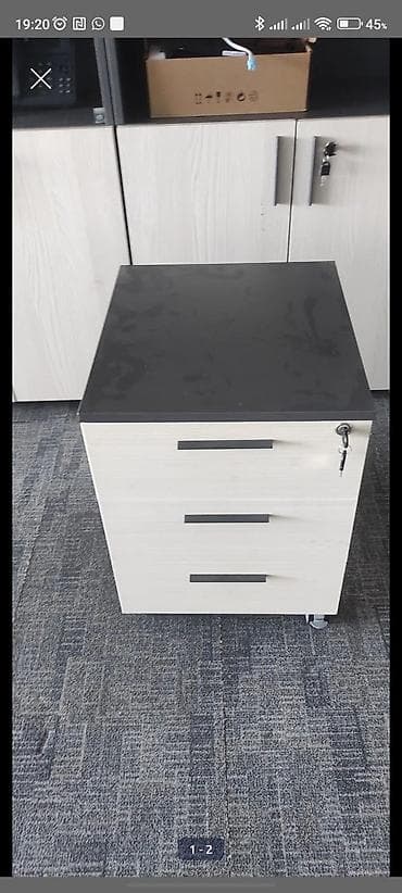 dolab 2ci əl: Məhsul: Ofis üçün masa dəsti Təsvir: - Minimalist dizaynlı iş masası — 7