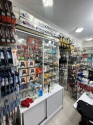 Biznes üçün program təminatı: Azadliq metrosunun cixişi telefon aksesuarina aid her bir şey var — 2