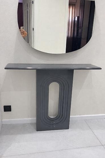 Qonaq otağı üçün, Açılmayan