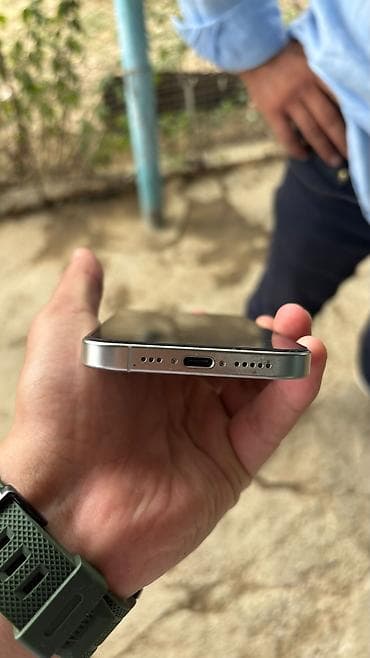 tv bu 2: IPhone 15 Pro, 256 GB, Ağ, Zəmanət, Simsiz şarj, Face ID — 8