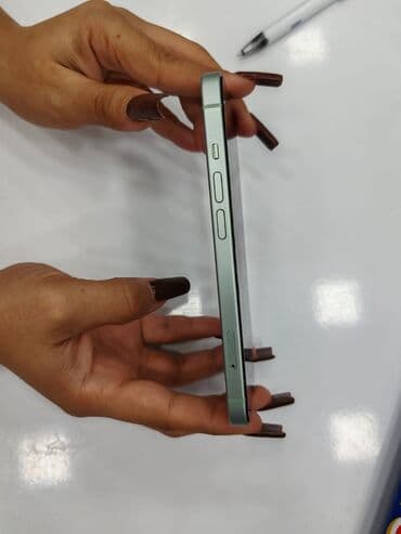 iphone qiymetleri: IPhone 15, 128 GB, Yaşıl, Zəmanət, Face ID — 3