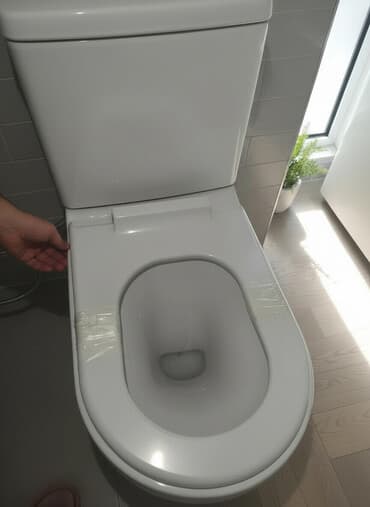 Məhsul: Klozet (komplekt, üst sisternlə) Təsvir: - Aşağıdan çıxışlı lalafo.az -da Məhsul: Klozet (komplekt, üst sisternlə) Təsvir: - Aşağıdan çıxışlı