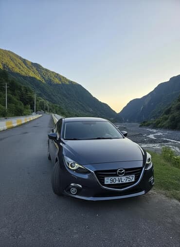 Mazda: Mazda 3: 1.5 l | 2015 il Sedan — 1