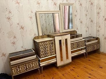 riad mebel: Yataq otağı mebel dəsti . 5000 manata alınıb dəsti taxtı satılıb — 2