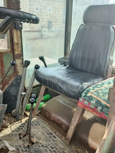 вентилятор с охлаждением в баку: Traktor MTZ tipli (kabinalı) - Yanacaq: dizel - Sürətlər qutusu — 3