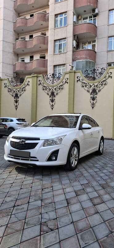 Avtomobil alışı: Chevrolet Cruze: 1.8 l | 2014 il 267000 km Sedan — 3