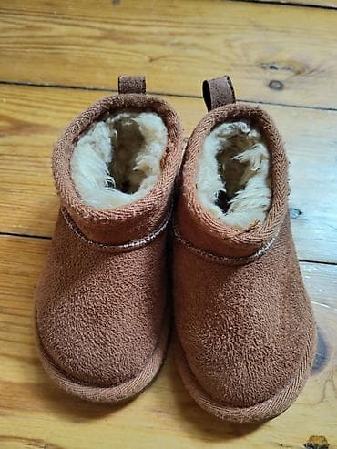 Uşaq ayaqqabıları dəsti - 1, 2,3yaş ve 3,4yaş uşaq ayaqqabılari