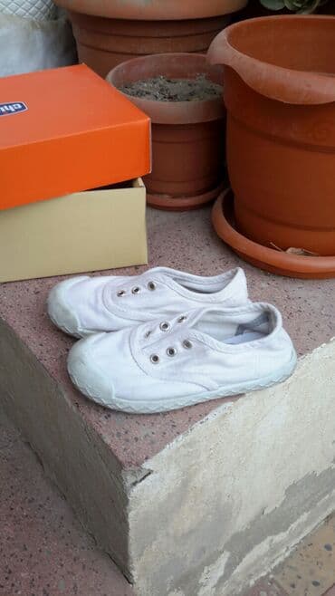 hanseatic h dks 22: "Chicco" brendi, oğlan üçün ağ parça yaz ayaqqabısı, səliqəli — 1