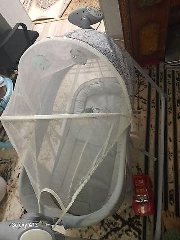 toxuma ip: Oğlan və qız üçün, Dördbucaq, Beşik, Matras ilə, Yellənmə mexanizm ilə — 2