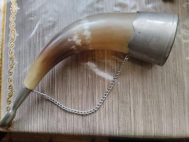 gitara satisi: Satılır: kolleksiya və dekor üçün müxtəlif əşyalar dəsti 1) Təbii — 1