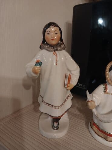 saxsi gul qablari: Heykəlcik, 1960 il, Farfor, SSRİ, Pulsuz çatdırılma — 2