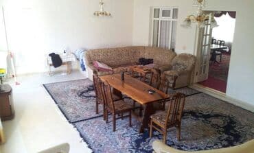 heyət evi: 8 otaq, 220 kv. m, Orta təmir — 16