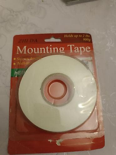 plastik qutular: Məhsul dəsti: 1) Fragrant Garden – suyla həll olan efir yağları dəsti — 2