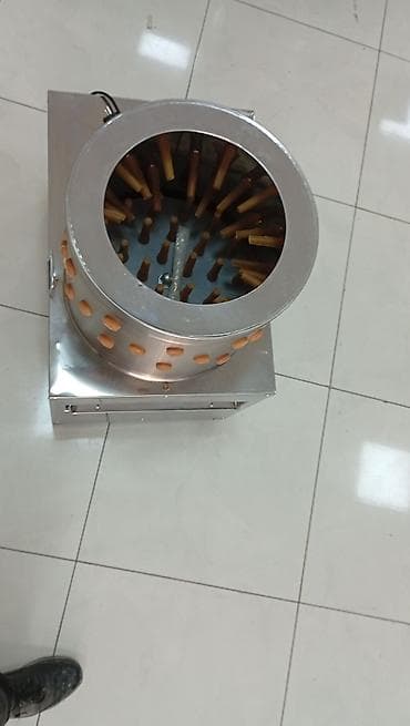 cuce fermasi: Təsvir: Paslanmayan poladdan hazırlanmış avtomatik toyuq yolma — 2