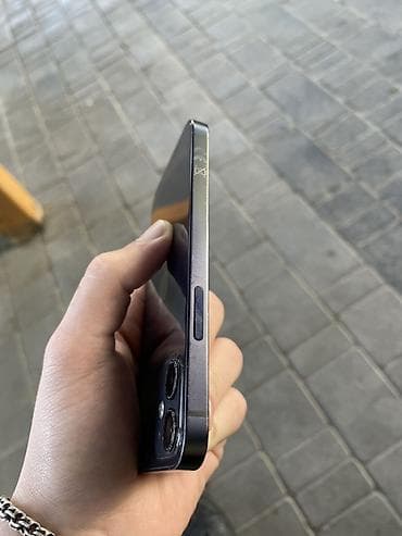 xarab iphone: IPhone 12 mini, 64 GB, Qara, Face ID — 5