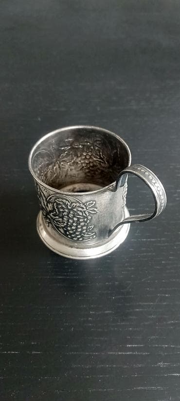 sufrələr: Sovet podstakanniki-üzüm.Gümüşü rəngdə metal fincanaltı/kupa tutacağı — 3